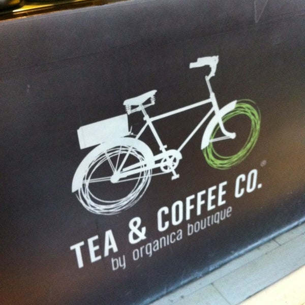 1/19/2013 tarihinde Carmen L.ziyaretçi tarafından Tea &amp; Coffee Co. by Organica Boutique'de çekilen fotoğraf