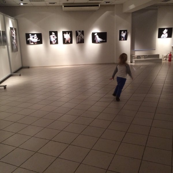 รูปภาพถ่ายที่ Екатеринбургская галерея современного искусства / Yekaterinburg Gallery of Modern Art โดย Евгения Щ. เมื่อ 4/11/2018
