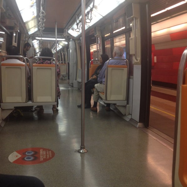 Photo taken at Metro Blanqueado by Rodrigo S. on 1/30/2014