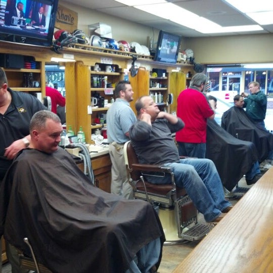 John's Barber Shop - Downtown Lee's Summit - 217 Douglas St
