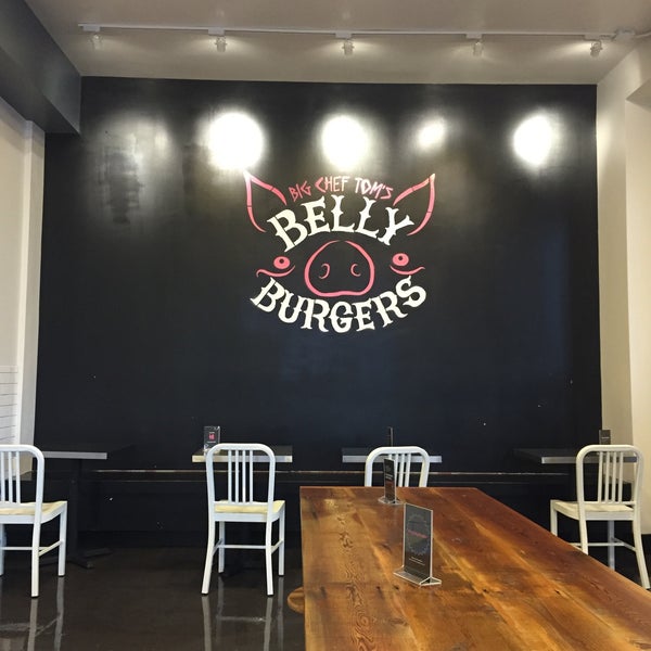 Photo taken at Big Chef Tom’s Belly Burgers by Fred on 3/4/2015