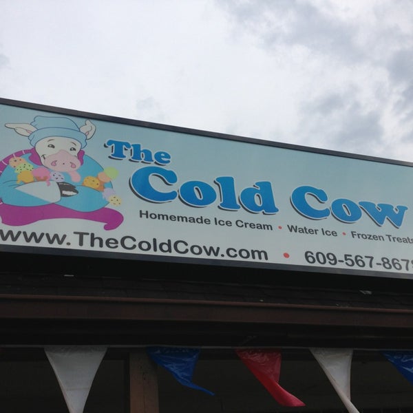Foto tirada no(a) Cold Cow por Patrick C. em 7/21/2013