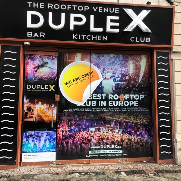 รูปภาพถ่ายที่ Duplex Club โดย Michal &#39;may&#39; H. เมื่อ 2/17/2021