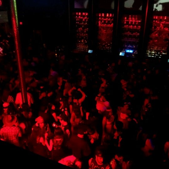 Das Foto wurde bei Gold Room Nightclub von PlayATL am 11/7/2012 aufgenommen