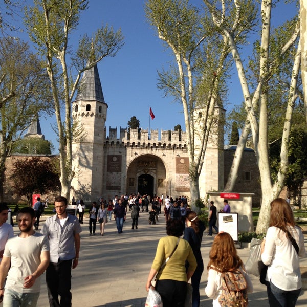 4/27/2013 tarihinde Sinan T.ziyaretçi tarafından Topkapı Sarayı Müzesi'de çekilen fotoğraf