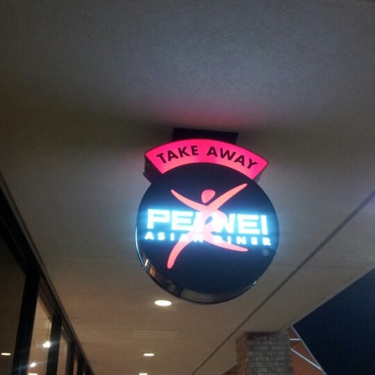 Photo taken at Pei Wei by Terrance S. on 10/11/2012