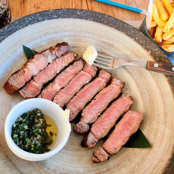 Das Foto wurde bei Argentine Steak &amp; Sushi von Bó am 5/22/2021 aufgenommen