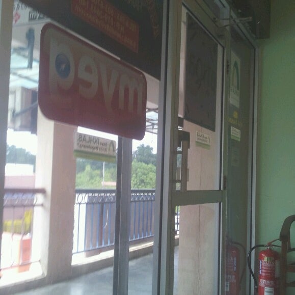 Pejabat Pos Salak Tinggi / Pos Malaysia Bandar Baru Salak Tinggi