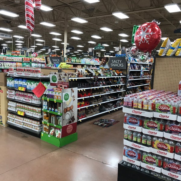 Kroger 2010 Country Club Rd