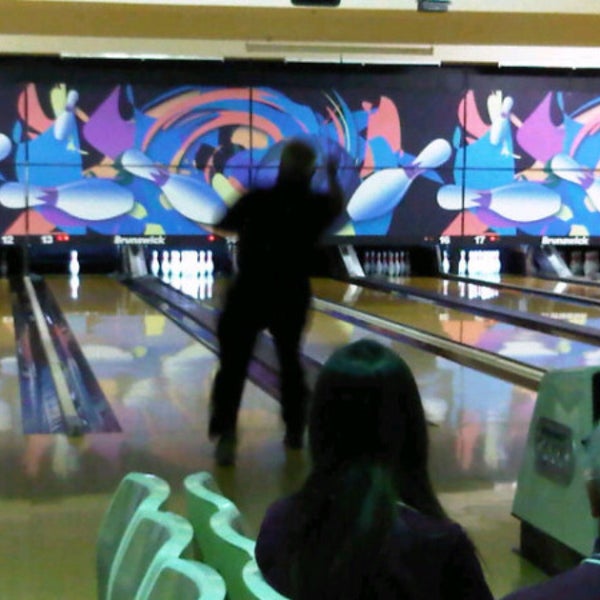 Woodbridge Bowl Bowling Alley