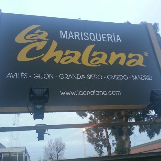 Снимок сделан в La Chalana . Marisquerias пользователем JORGE 1/31/2013