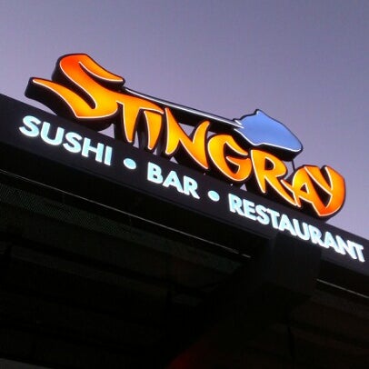 รูปภาพถ่ายที่ Stingray Sushi โดย Anthony เมื่อ 10/11/2012