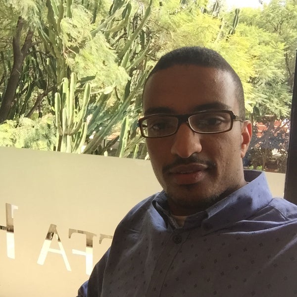 รูปภาพถ่ายที่ Hilton Addis Ababa โดย Yousef N. เมื่อ 9/1/2015