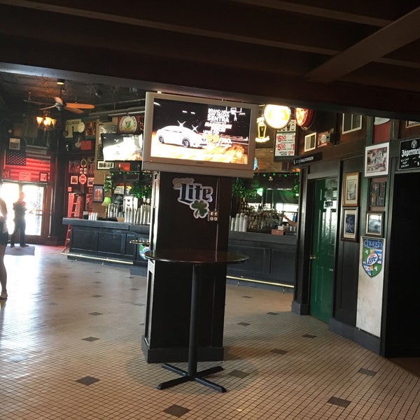 3/11/2017にToddがEmmit&#39;s Irish Pubで撮った写真