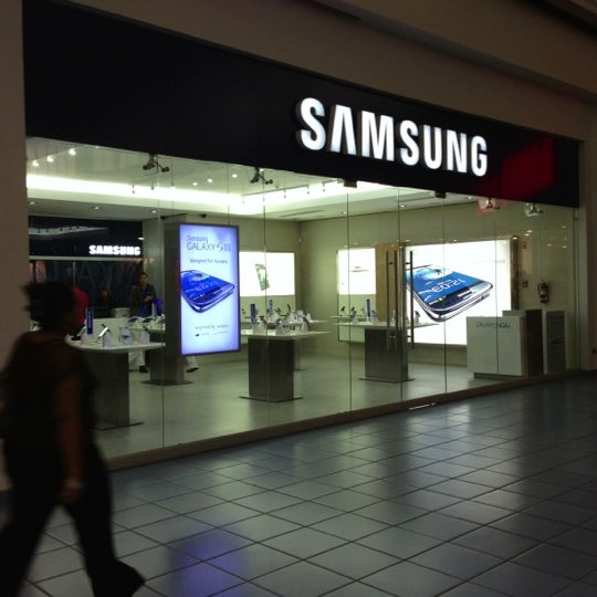 Samsung Experience Store Tienda de electrónica en Panama City, Panama