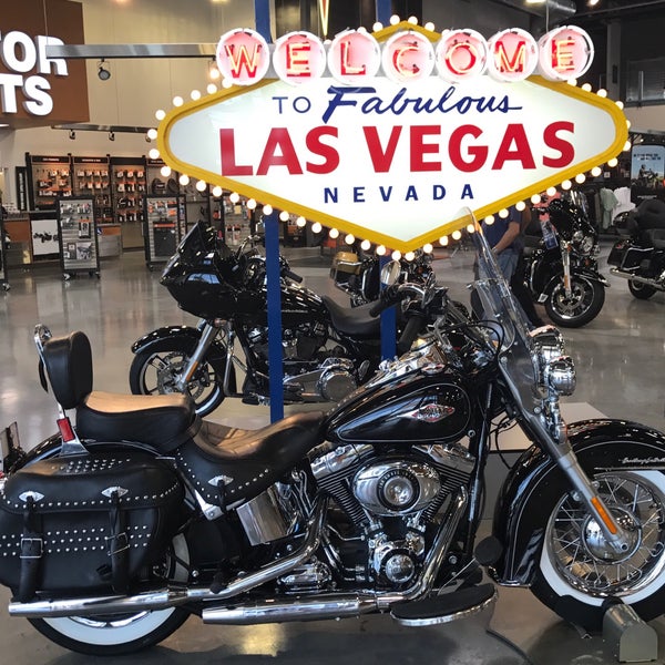 Photo taken at Las Vegas Harley-Davidson by Andreia C. on 7/15/2017