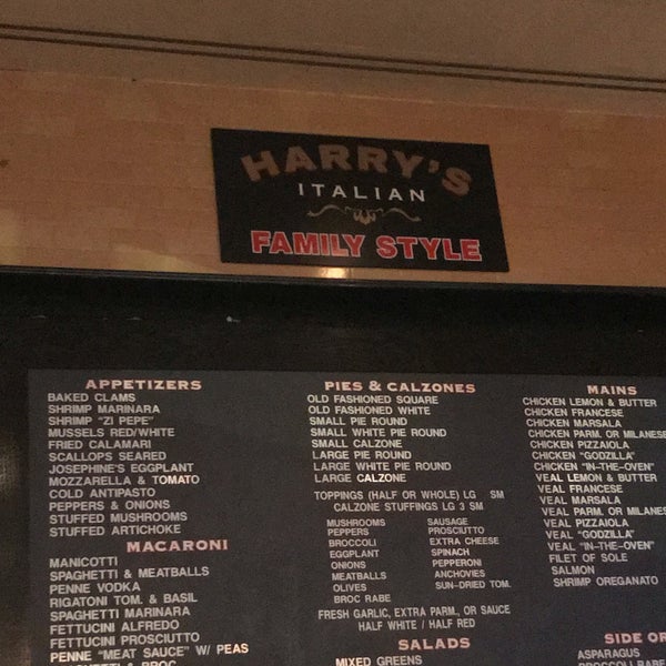 Photo taken at Harry&#39;s Italian Pizza Bar by David A. on 4/6/2019
