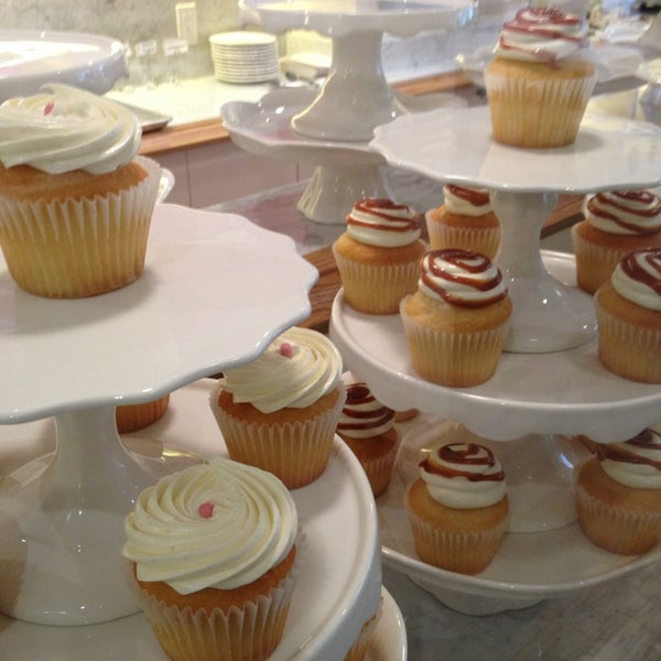 Photos At Dolce Gateau Cupcake Shop In Montreal