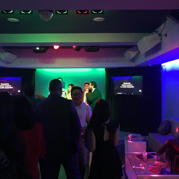 6/29/2017에 Delvis님이 Pulse Karaoke에서 찍은 사진
