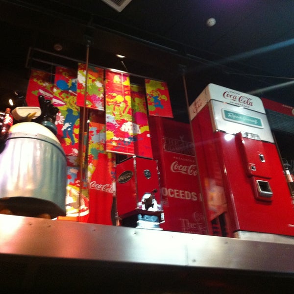 Photo taken at World of Coca-Cola by Airton J. on 4/24/2013