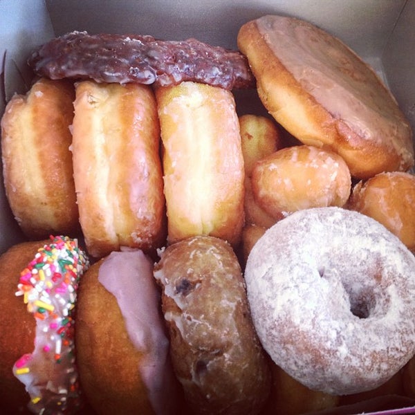 Broadway Donuts Bixby Park Long Beach, CA