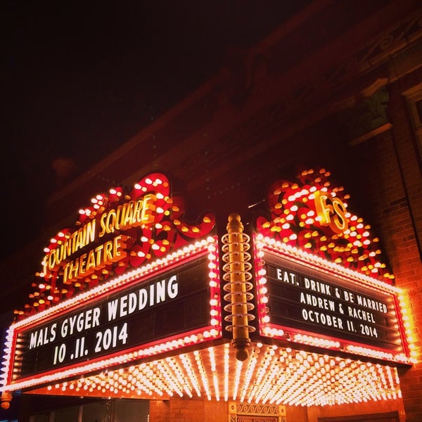 Foto diambil di Fountain Square Theatre oleh Sean M. pada 10/12/2014