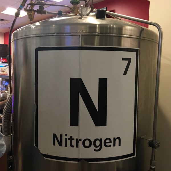 Foto tomada en Sub Zero Nitrogen Ice Cream  por Sean M. el 5/9/2018