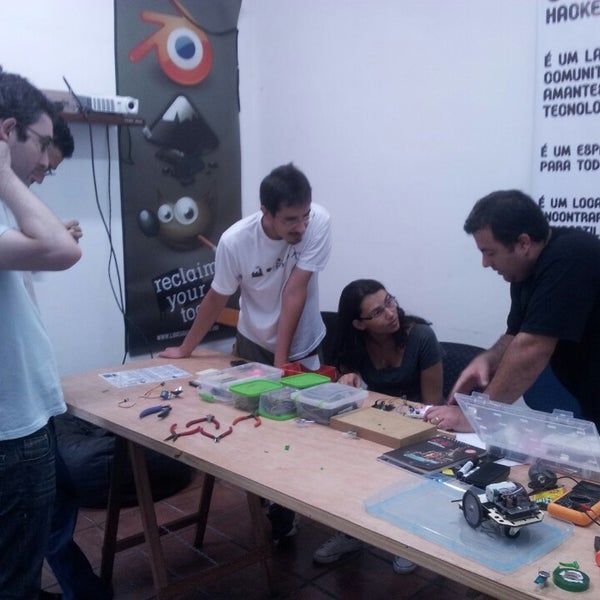Photo taken at Garoa Hacker Clube by Rafael V. on 3/29/2013