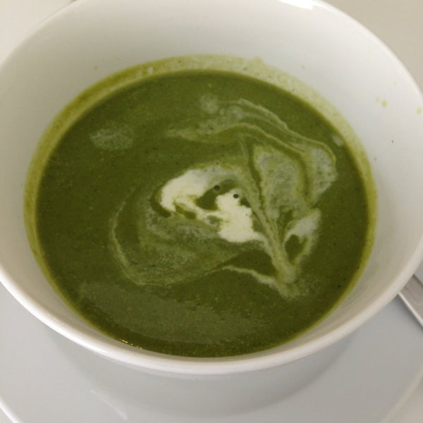 Broccoli prawn soup