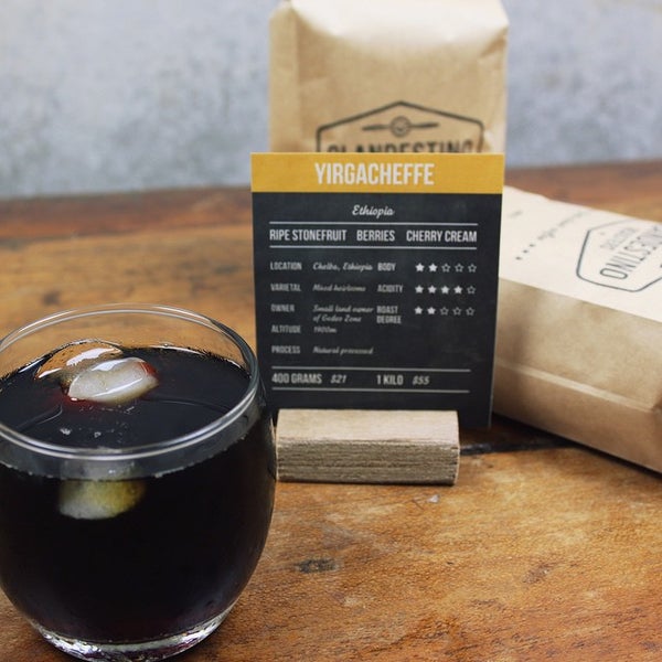 Foto tirada no(a) Clandestino Roasters Specialty Coffee por Jaxon em 3/20/2015