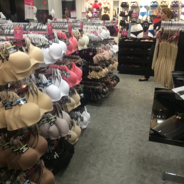 Maidenform Outlet - Lingerie Store in Fort Lauderdale