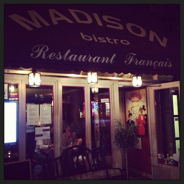 Photo taken at Madison Bistro by Toru H. on 7/18/2013