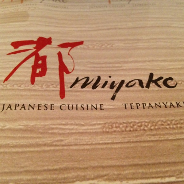 Foto diambil di Miyako Japanese Cuisine &amp; Teppanyaki oleh Michelle pada 3/28/2013