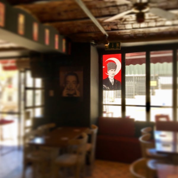 4/23/2018 tarihinde Y. Serkan O.ziyaretçi tarafından Que Tal Tapas Bar'de çekilen fotoğraf