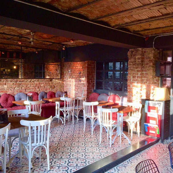3/31/2018 tarihinde Y. Serkan O.ziyaretçi tarafından Que Tal Tapas Bar'de çekilen fotoğraf