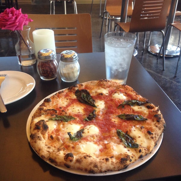 1/28/2015에 Kirkwood J.님이 Pizzeria Solario에서 찍은 사진