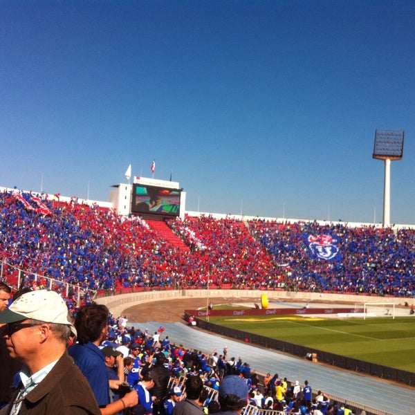 Снимок сделан в Estadio Nacional Julio Martínez Prádanos пользователем Paloma G. 5/5/2013