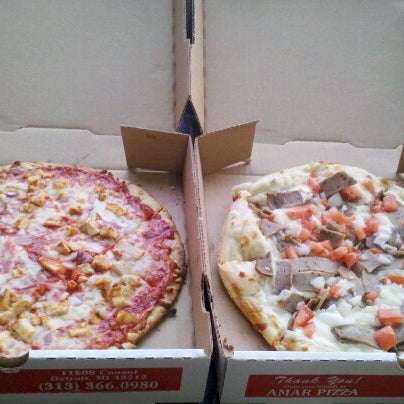 Foto scattata a Amar pizza da Alex A. il 12/9/2012