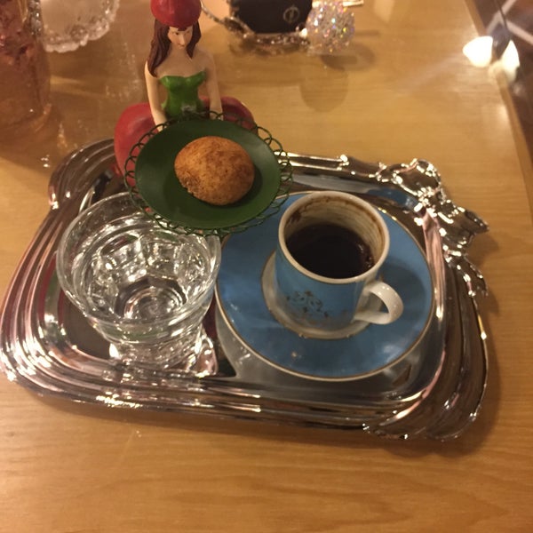 1/9/2015에 Gülşen E.님이 Caramell Cake에서 찍은 사진