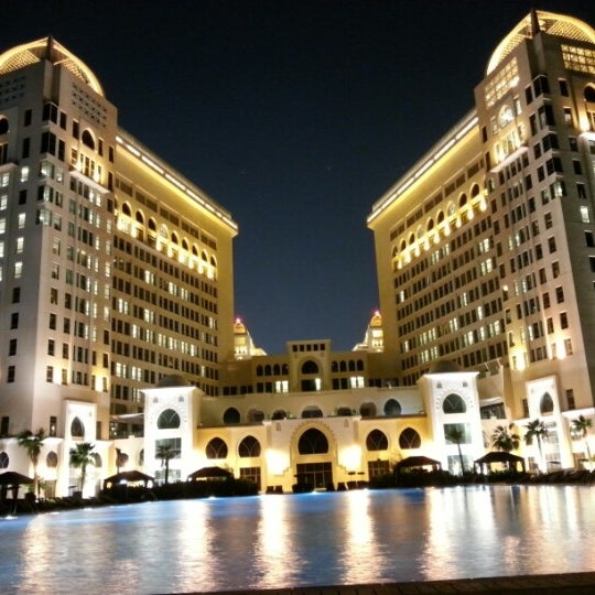 The St. Regis Doha Resort in الدفنة القصار