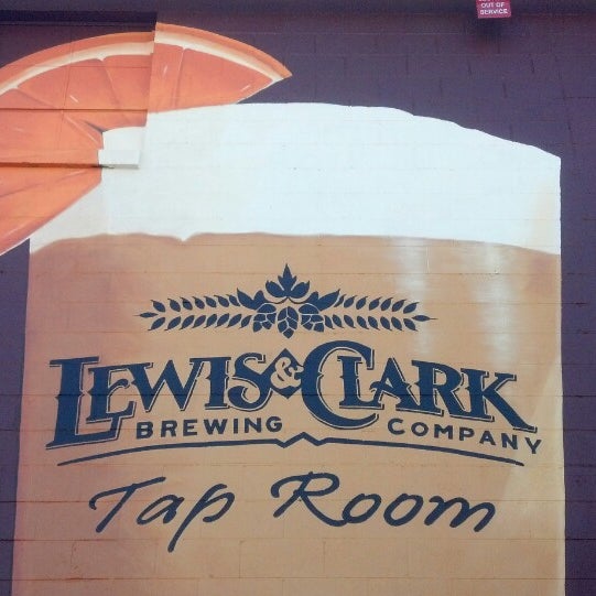 lewis-clark-brewery-tap-room-1517-dodge-ave