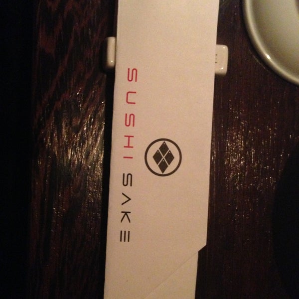 รูปภาพถ่ายที่ Sushi Sake โดย Mizuno เมื่อ 4/30/2013