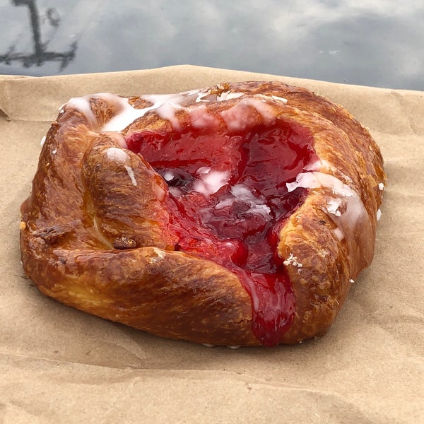 Bear's Paw Bakery Bakery in Jasper