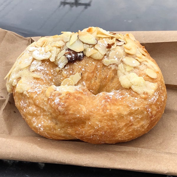 Bear's Paw Bakery Bakery in Jasper