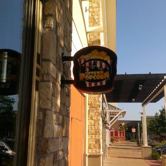 Uptown Popcorn 7 tips from 133 visitors