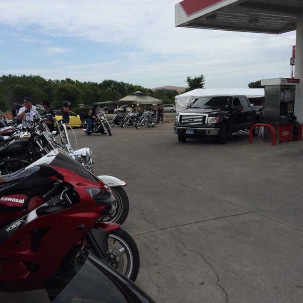 JD's Conoco 6575 Decker Ln