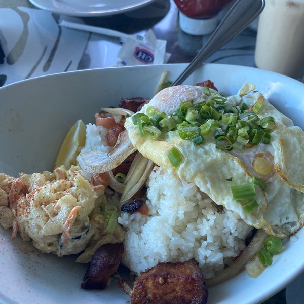 Photos at Cinnamon's Waikiki Honolulu, HI