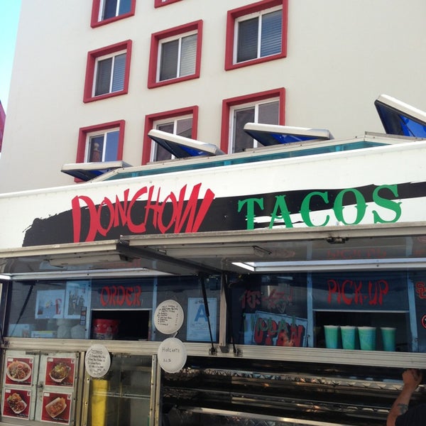 6/16/2013 tarihinde Alexziyaretçi tarafından Don Chow Tacos'de çekilen fotoğraf