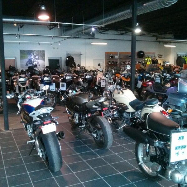 MAX BMW Motorcycles - Brookfield, CT