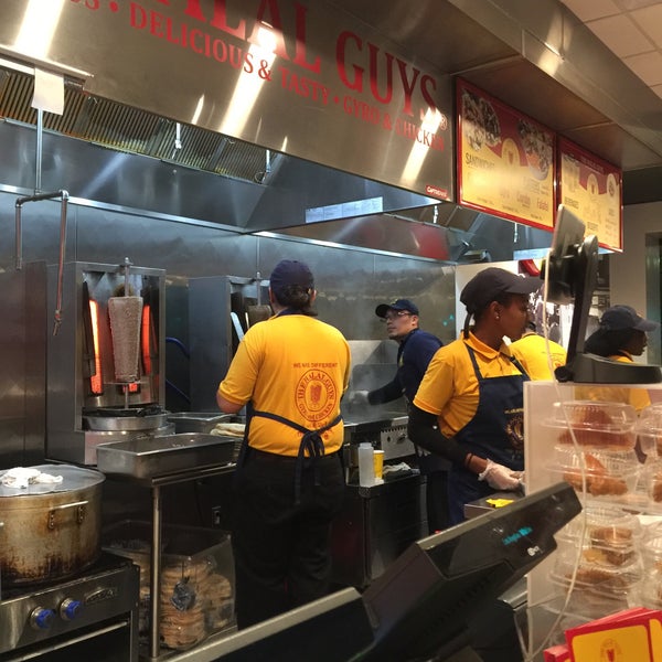 Photo taken at The Halal Guys by Dayle H. on 12/18/2016